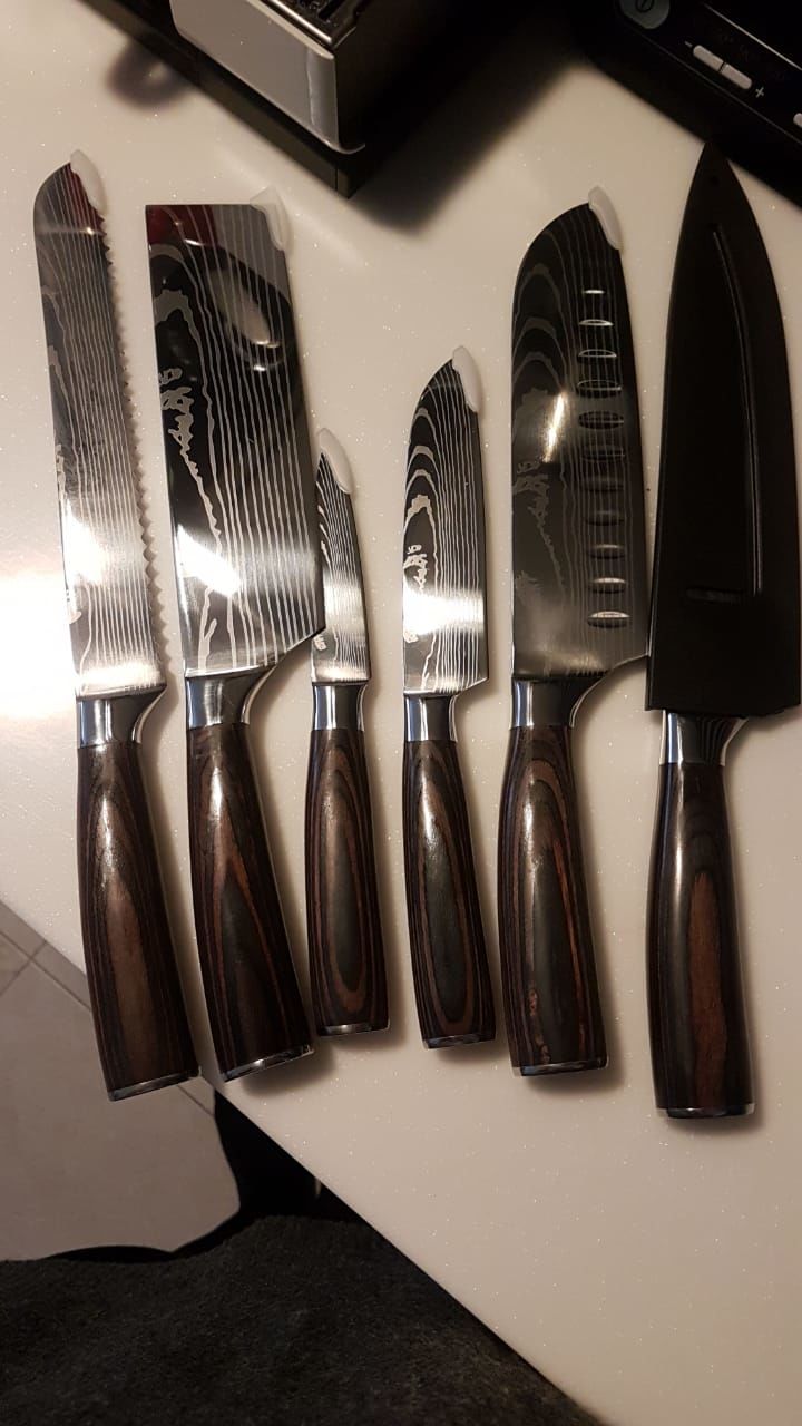 Customer photo review of Imperial Collection — Japanese High-Carbon Steel Knife Set with Damascus Pattern