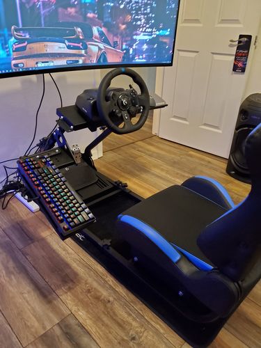 Customer photo review of CLASSIC Steering Wheel Stand