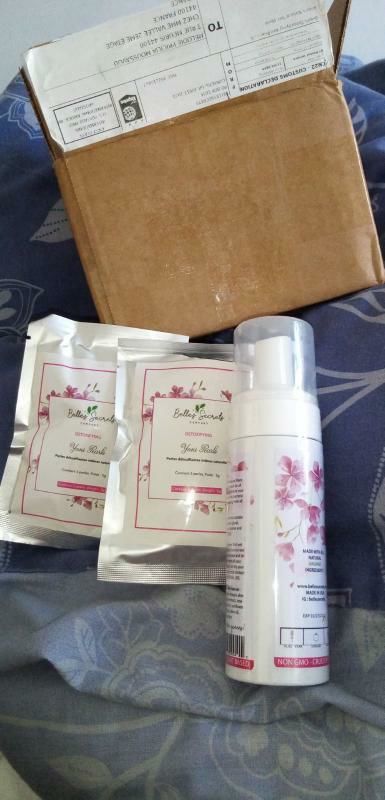 Customer photo review of Belle's Natural Yoni Wash