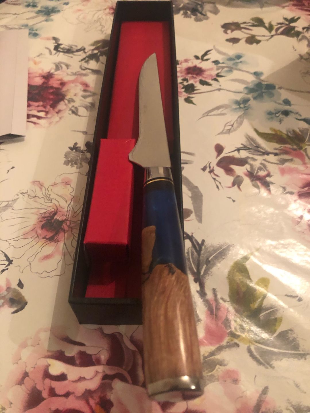 Customer photo review of Tsunami Collection — Signature Japanese VG10 Damascus Steel Knife Set with Blue Resin Burl Wood Handles