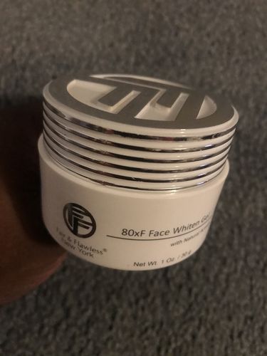 Customer photo review of Fair & Flawless® 80X Face Whitening Gel