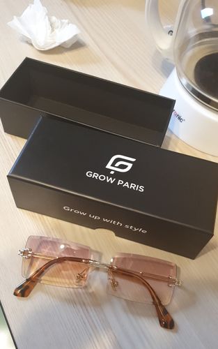 Customer photo review of MIDNIGHT