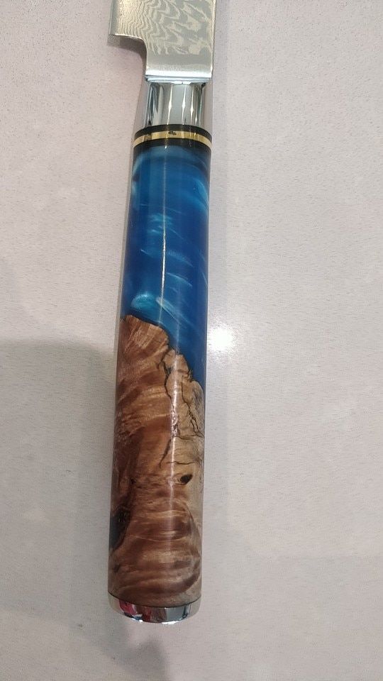 Customer photo review of Tsunami Collection — Signature Japanese VG10 Damascus Steel Knife Set with Blue Resin Burl Wood Handles