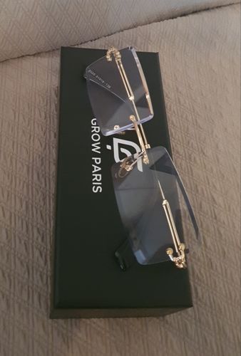 Customer photo review of MIDNIGHT