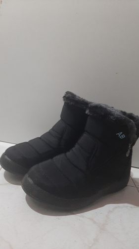 Customer photo review of 2020 New Design Women's Winter Boots, Waterproof Snow Boots For Winter, Anti slip Fur Lined Snow Boots [Limited SALE: Pay 2 Save more 15%]