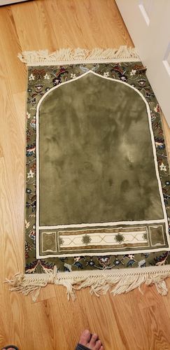Customer photo review of Holy Mosque Imam's Prayer Mat