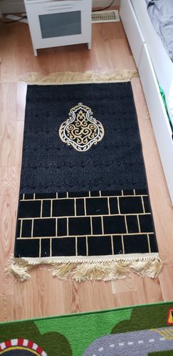 Customer photo review of Kaaba Stones Prayer Mat