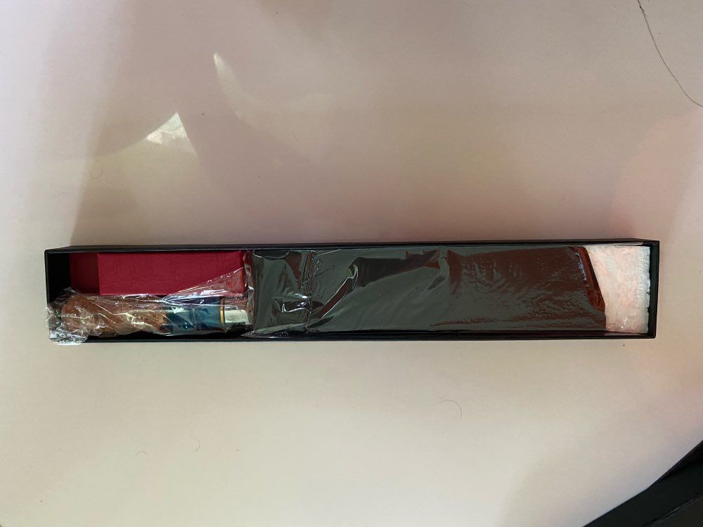 Customer photo review of Tsunami Collection — Signature Japanese VG10 Damascus Steel Knife Set with Blue Resin Burl Wood Handles