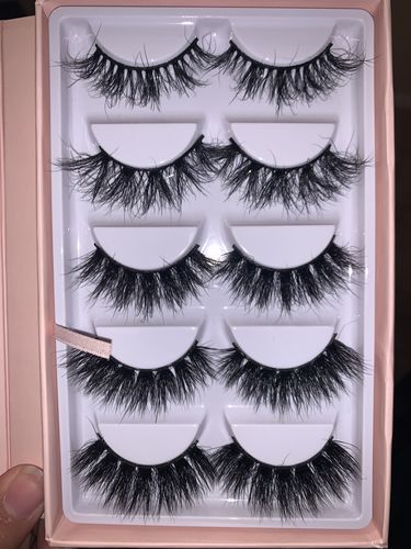 Customer photo review of 5 mystery lashes