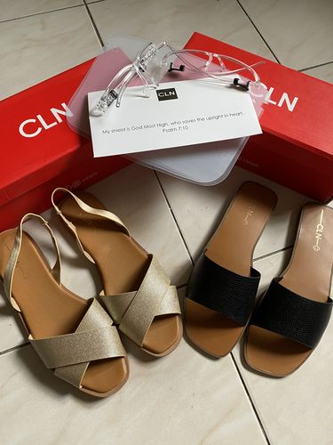 Customer photo review of Devonport Flat Slides