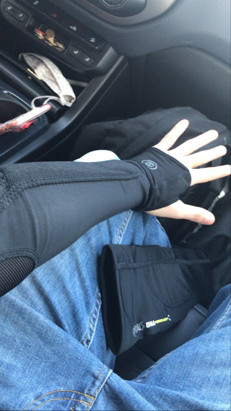 Customer photo review of Infamous PRO DNA Elbow Pads