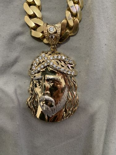 Customer photo review of *NEW* 14k Jesus Face Pendant JTJ™