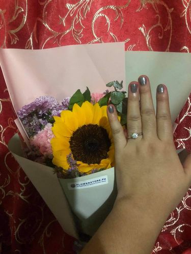 Customer photo review of 1ct Solitaire 6-prong Engagement Ring