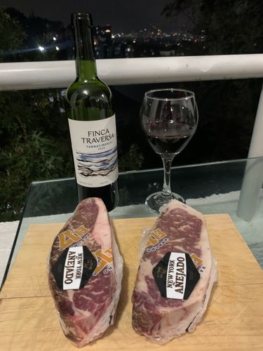 Reseña con foto de un cliente sobre New York Steak Prime Dry Aged
