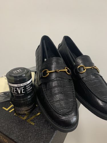 Customer photo review of 3 Pairs - Anti Slip No-Show Invisible Socks