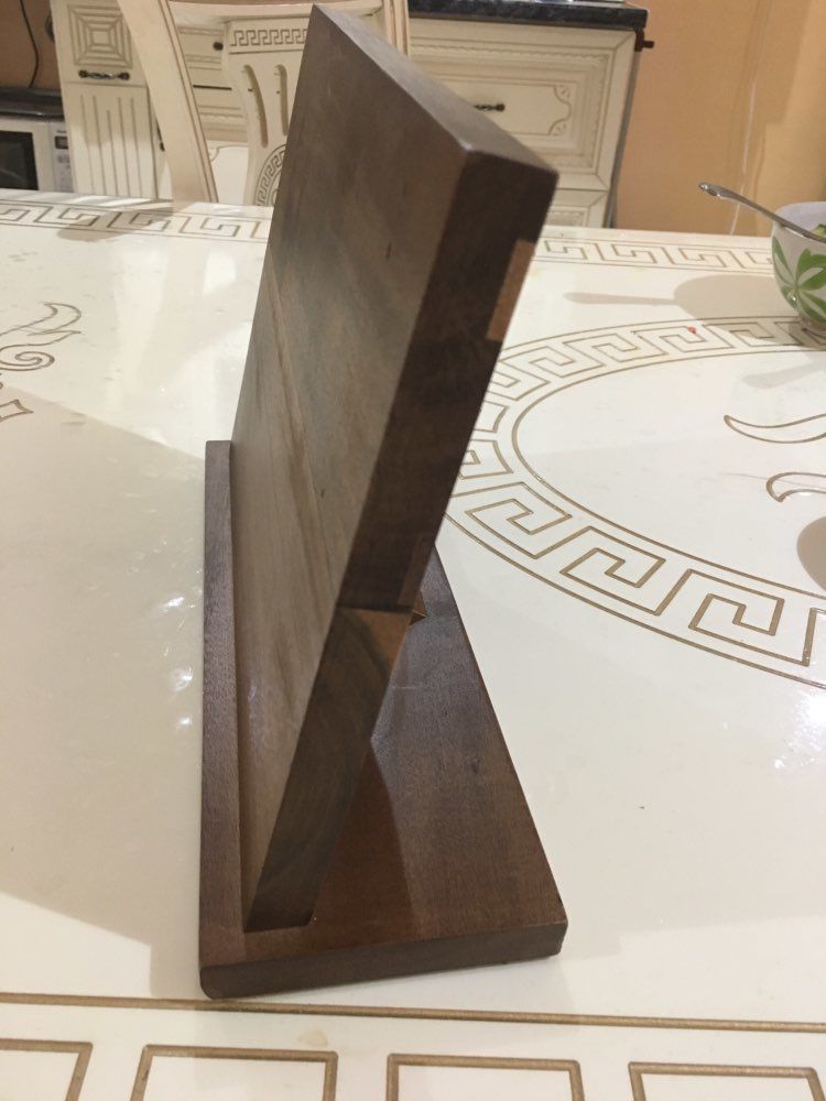 Customer photo review of Acacia Hardwood Magnetic Knife Block