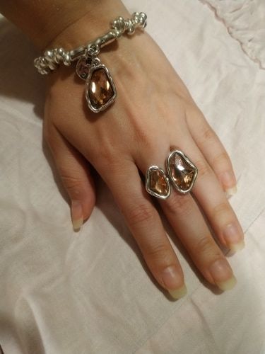 Customer photo review of Emotionales Konzentrations-Armband