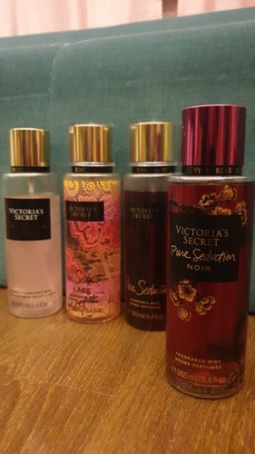 Customer photo review of Victoria's Secret  pure seduction noir Fragrance Mist 250ml