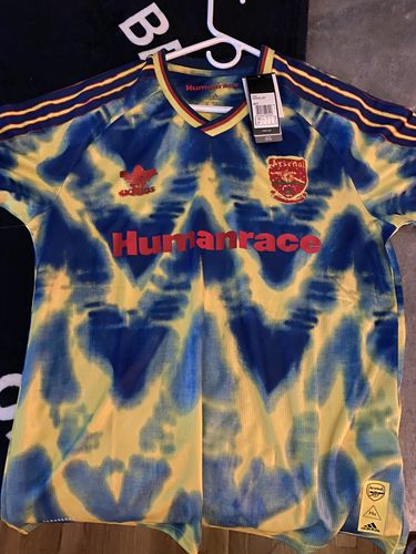 Customer photo review of HIGHBURY Limited Edition