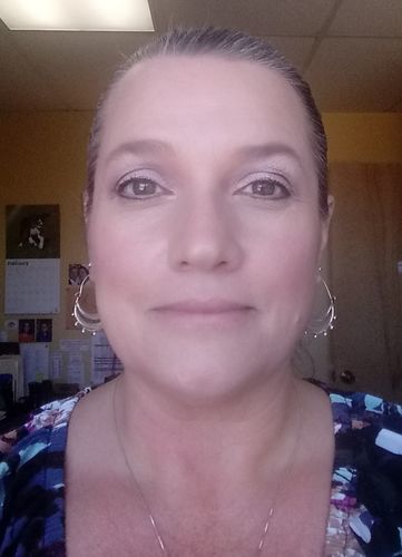 Customer photo review of Pore Concealer Primer Cream