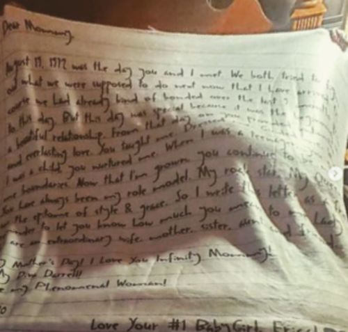 Customer photo review of PERSONALIZED FAMILY LOVE LETTER BLANKET GIFT