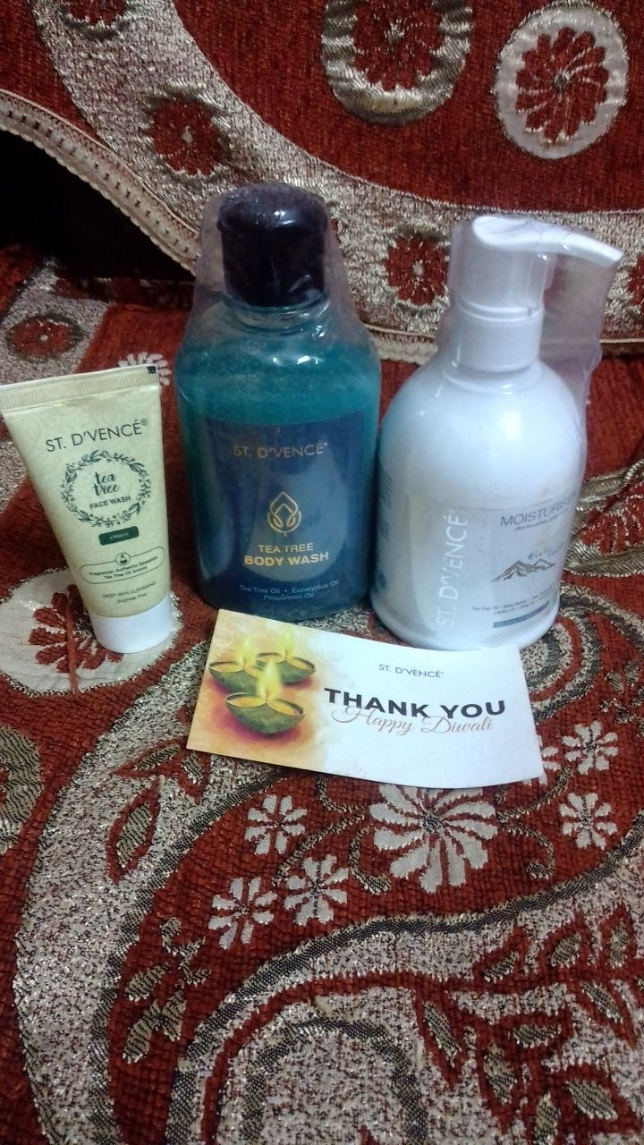 Customer photo review of Winter Body Lotion with Tea Tree & Shea Butter, 300 ml