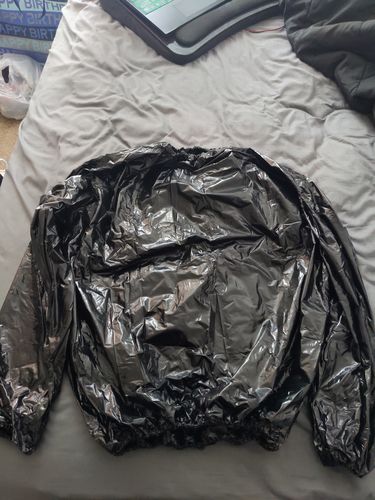 Customer photo review of Heavy Duty Anti-Rip Weight Loss Sauna Suit