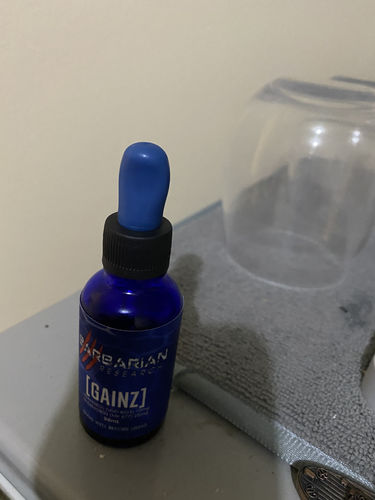 Reseña con foto de un cliente sobre Barbarían Mix Ligandrol + Ibutamoren