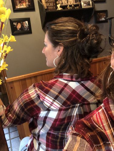 Customer photo review of Top Knot Ponytail Holder