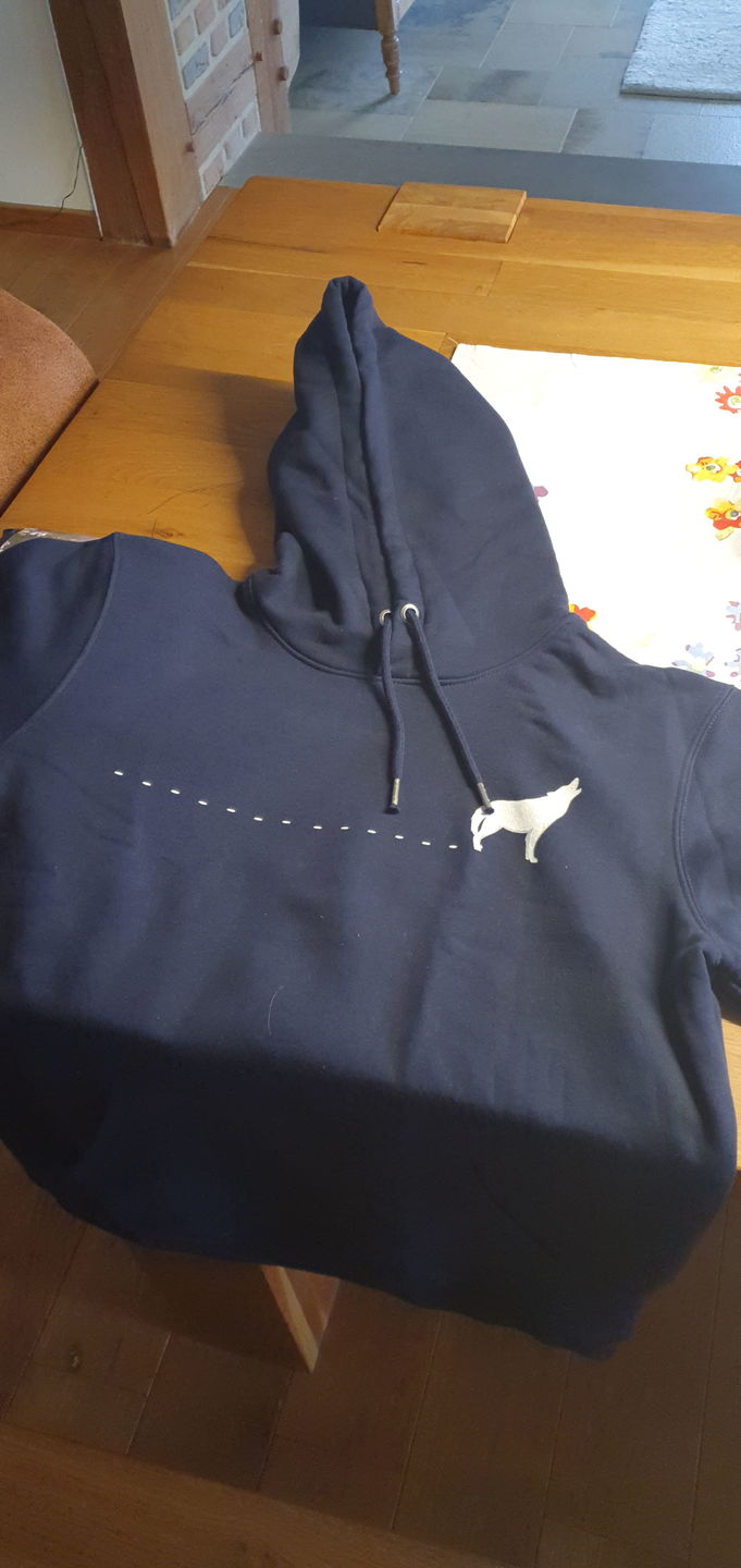 Customer photo review of WOLF SPUR - Bio Unisex Hoodie (PREMIUM)