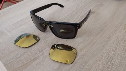 Customer photo review of MRY Replacement Lenses for Oakley Holbrook