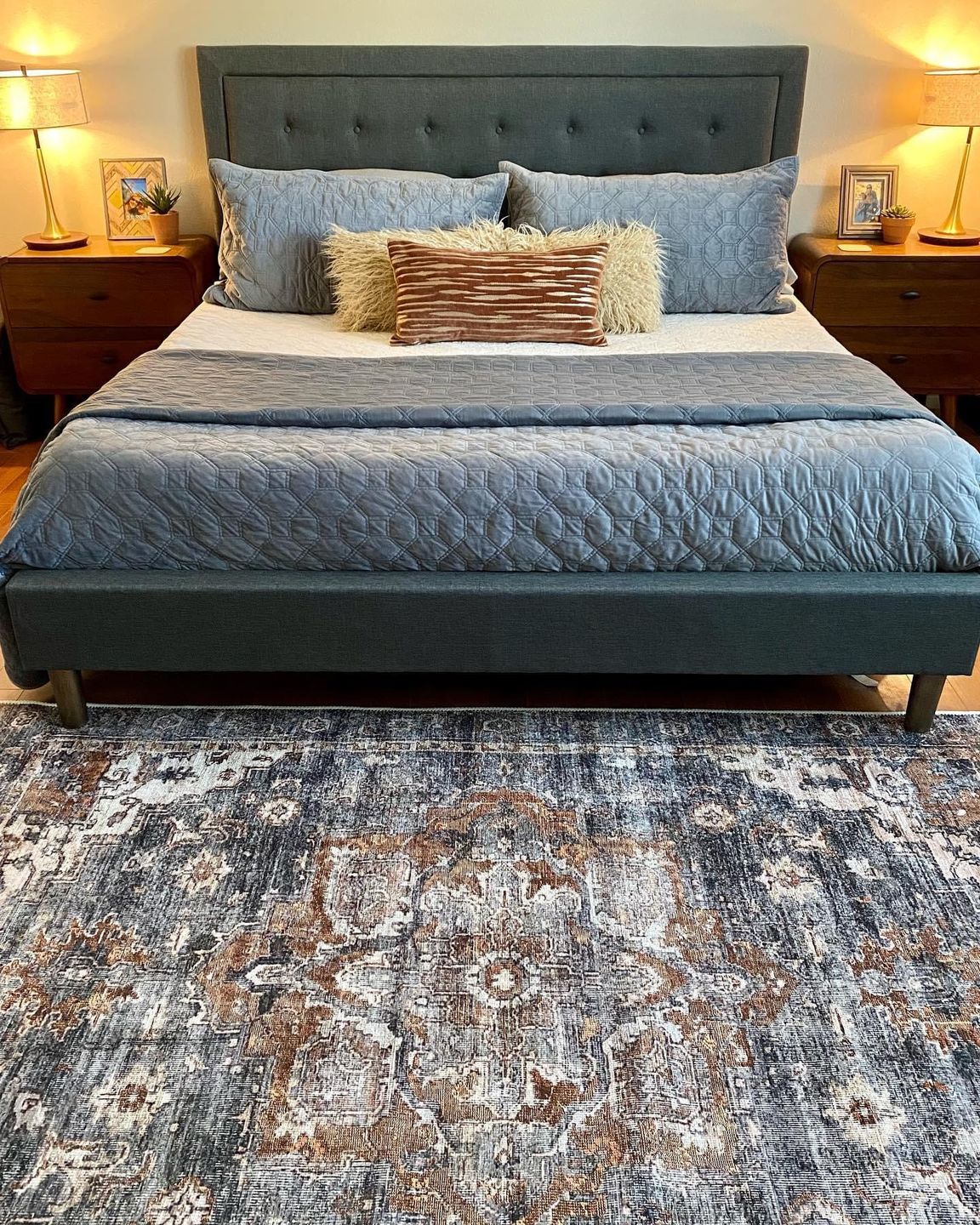 Customer photo review of Distressed Vintage Cezanne Rabbit Gray Inca Gold Area Rug