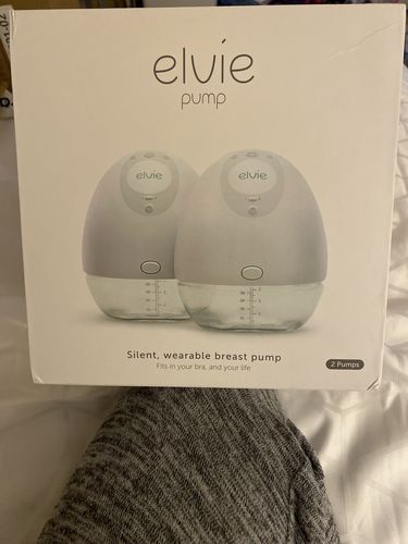 Customer photo review of Elvie Pump