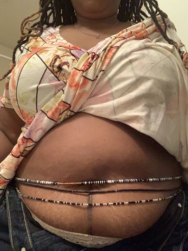 Customer photo review of Noire Waist Beads