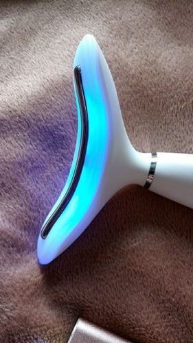 Customer photo review of IPL Vibration Neck Tightening Device - Reduce Double Chin Anti-aging and Anti-wrinkle