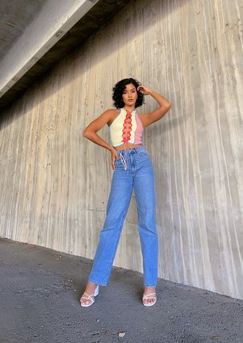 Customer photo review of Sleeveless patchwork lace up top