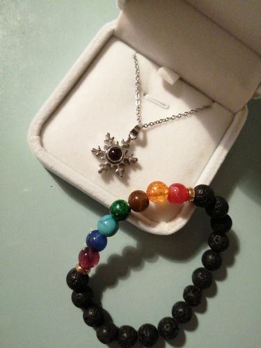 Customer photo review of Peakmart™ Schneeflocken-Kette mit Wunschfoto