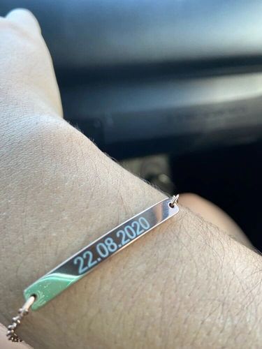 Customer photo review of LOANYA Pärchen-Armband mit individuellem Schriftzug