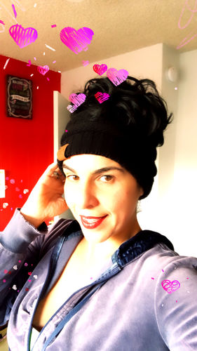 Customer photo review of JuvaBun Messy Bun