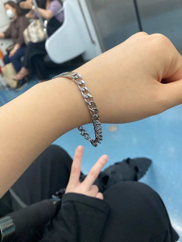 Customer photo review of LOANYA Pärchen-Armband mit individuellem Schriftzug