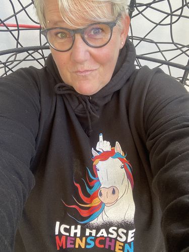 Customer photo review of Ich hasse Menschen - Words on Shirts  - Unisex Kapuzenpullover Hoodie