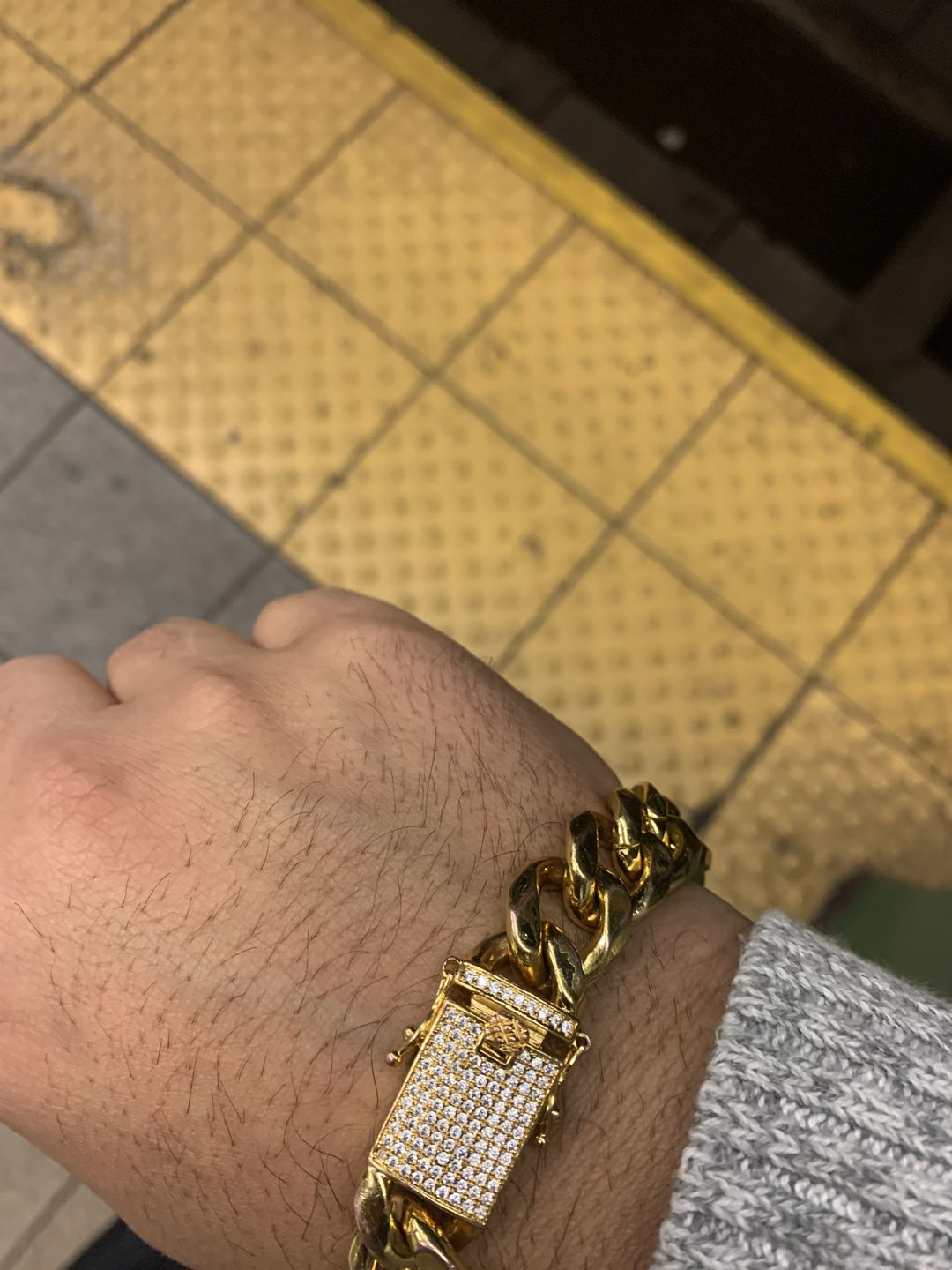 Customer photo review of 14mm Gold Cuban Bracelet With CZ Diamond Lock