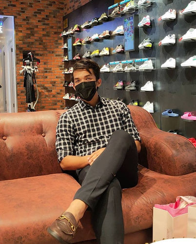 Customer photo review of Penny Loafer Horsebit Buckle - Coffee Croco Leather (Crepe Sole)