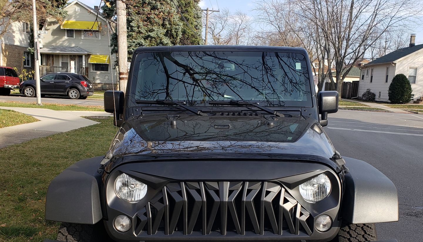 Customer photo review of Shark Grille - Matte Black (07-18 Wrangler JK )