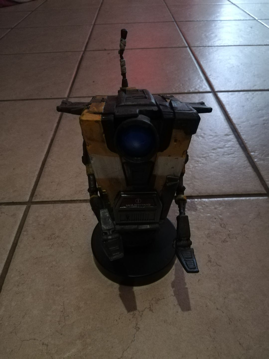 Customer photo review of Cable Guy: Claptrap