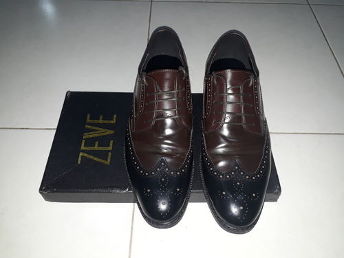 Customer photo review of Tri-Tone Derby Brogue Wingtip Lace Up - Dark Brown Solid Leather