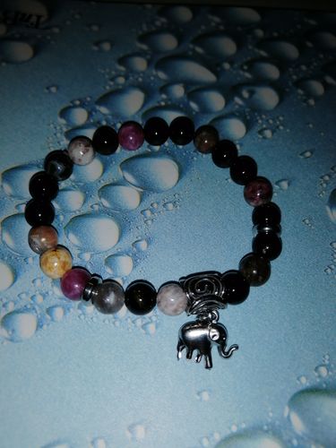 Customer photo review of BRACELET TOURMALINE PROTECTEUR 8mm