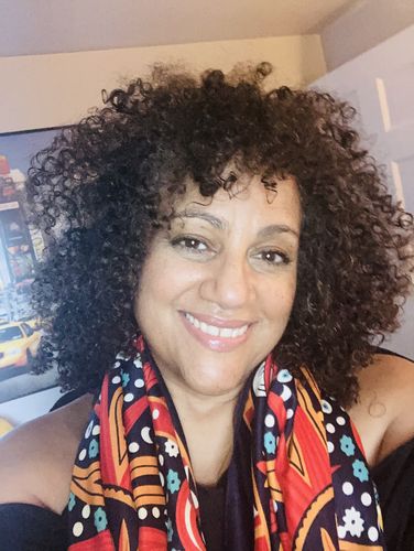 Customer photo review of Sunflower Printed Beach Travel Sunscreen Scarf