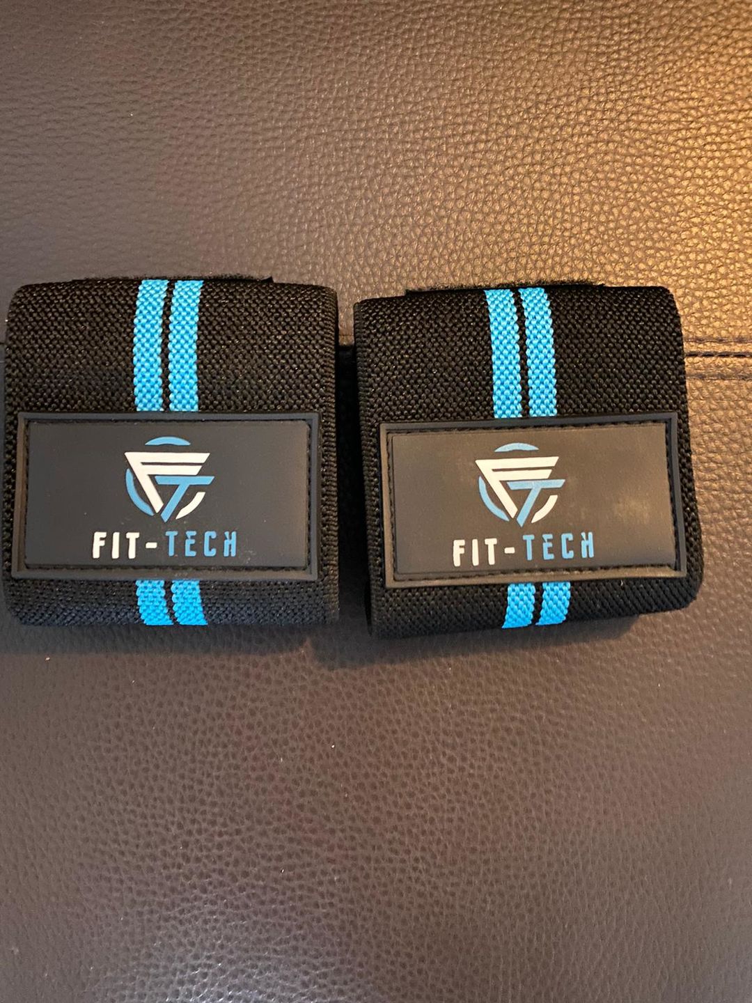 Customer photo review of Fit-Tech Ultimate Support Wrist Straps