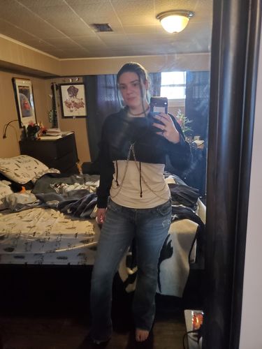 Customer photo review of Street Chain Crop Hoodie
